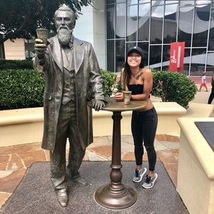 Meet your Posher, Jasmine